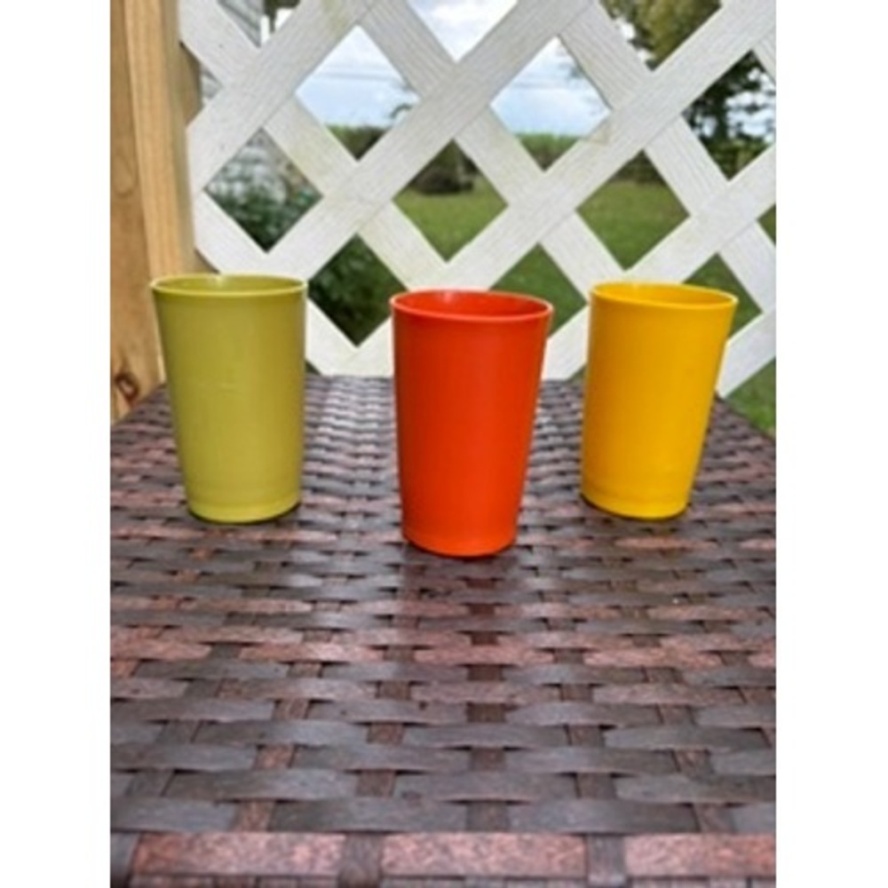 Vintage Tupperware Bell Tumblers 7oz Harvest Colors Green Orange Yellow Set of 3